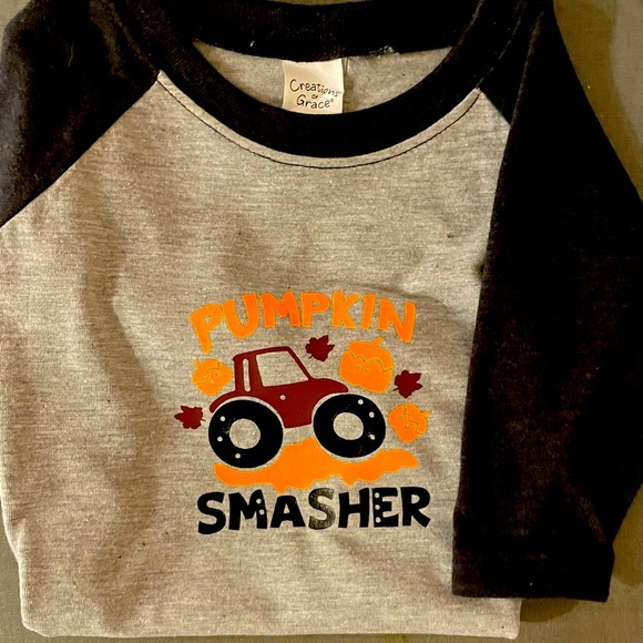 Boy’s Halloween shirt - Picture 1 of 1